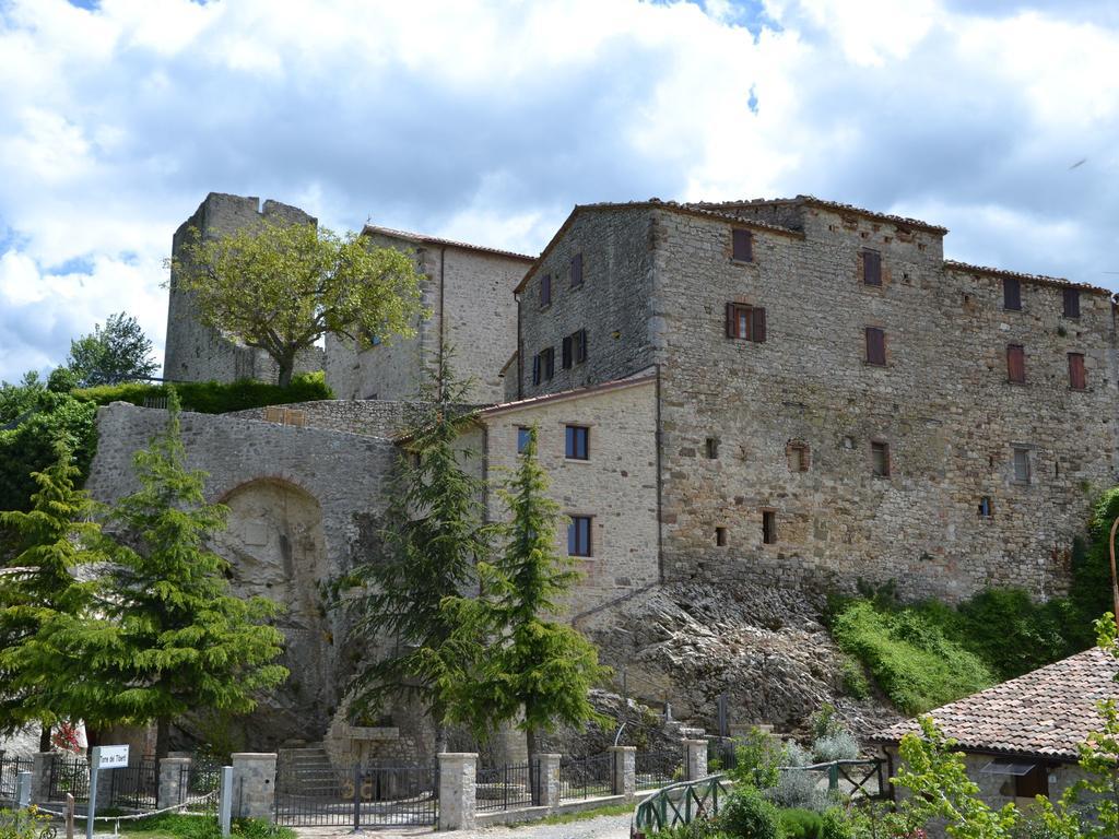 Belvilla By Oyo Graceful Apartment With Garden Petrella Guidi Eksteriør bilde